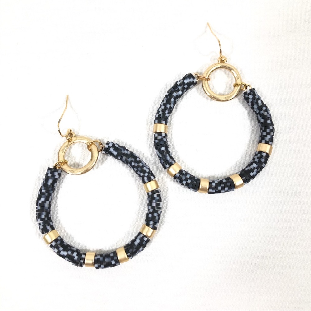 🌵4/25$ Modern Merch | Black and Gold Hoop Earring